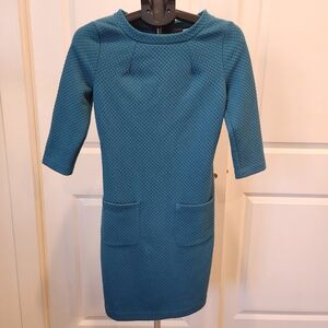 Boden Teal Textured Knit 3/4 Sleeve Shift Dress With Front Pockets